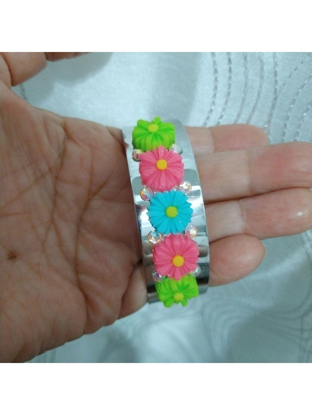 NWT Colorful Floral Cuff Bracelet And Earring Set - Picture 5 of 5